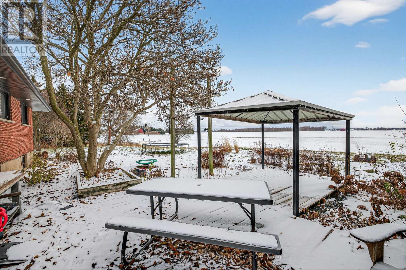 9755 Longwoods Road, Middlesex Centre, ON - Outdoor