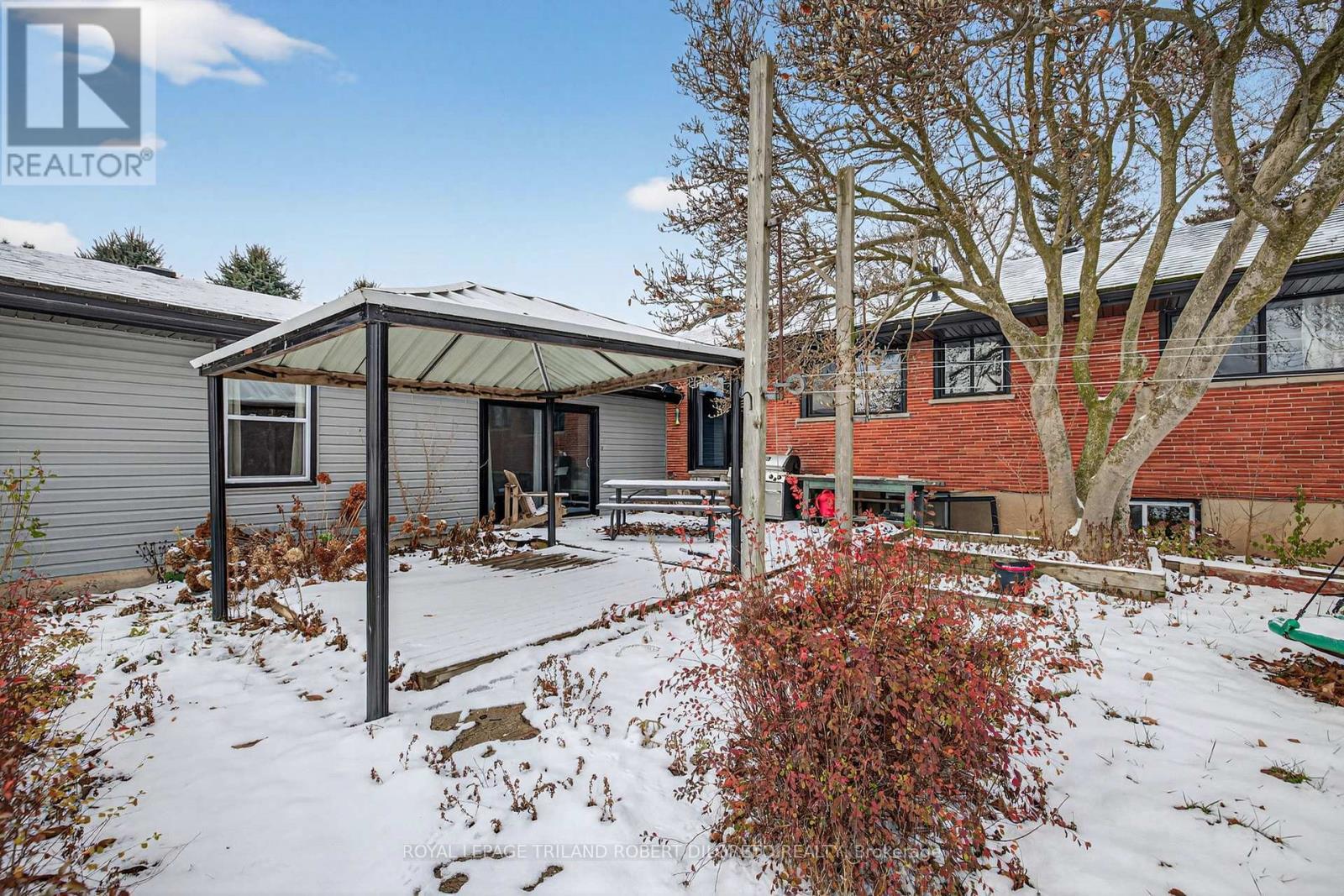 9755 Longwoods Road, Middlesex Centre, ON - Outdoor