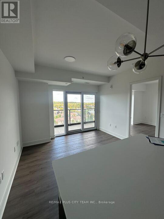 820 - 575 Conklin Road, Brantford, ON - Indoor Photo Showing Other Room