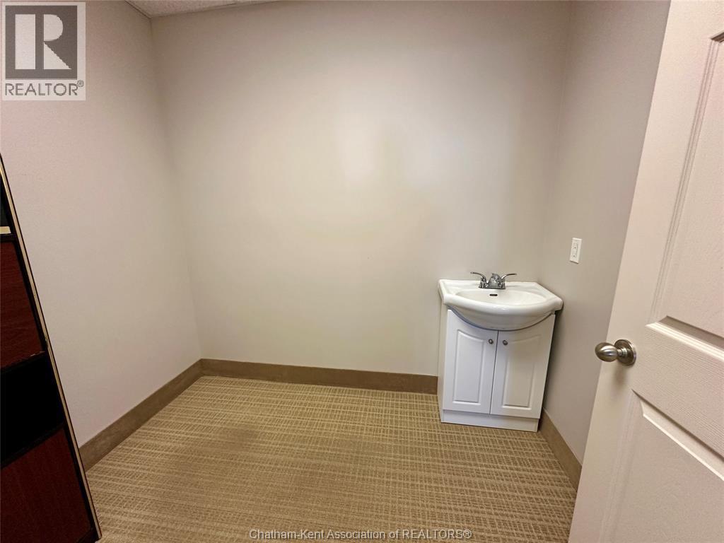 65 Thames Street, Chatham, ON