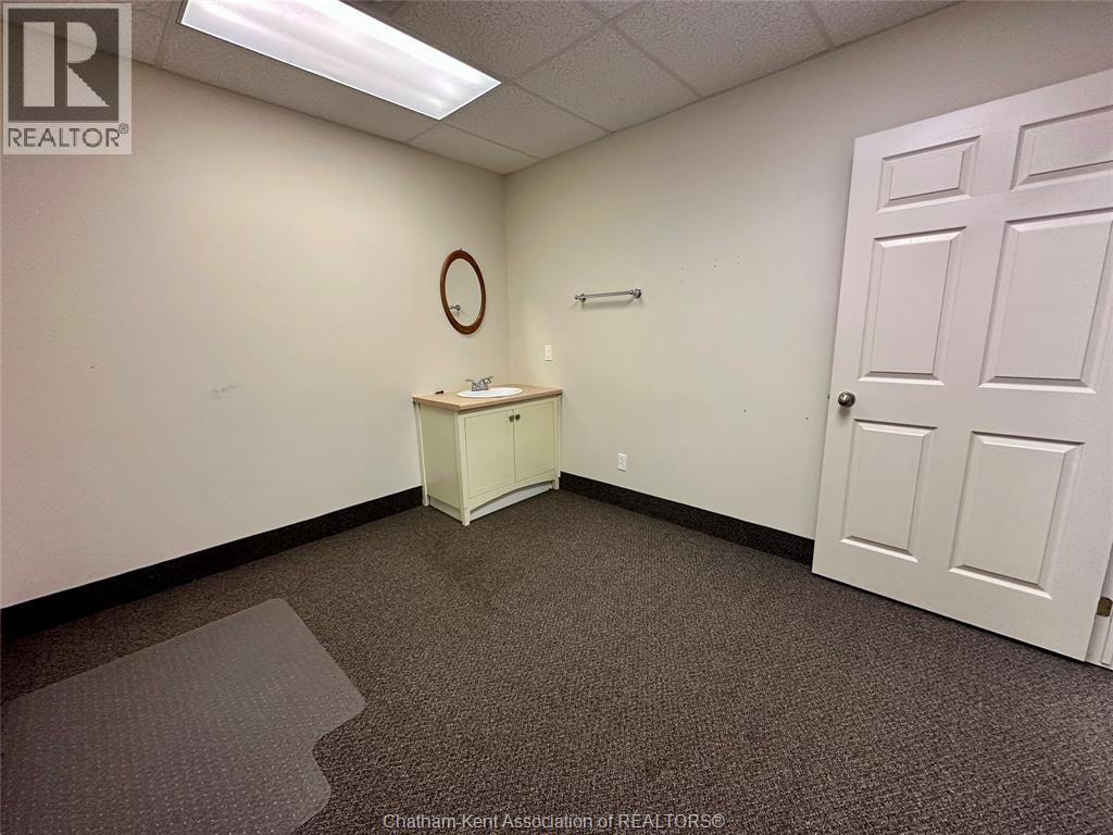 65 Thames Street, Chatham, ON