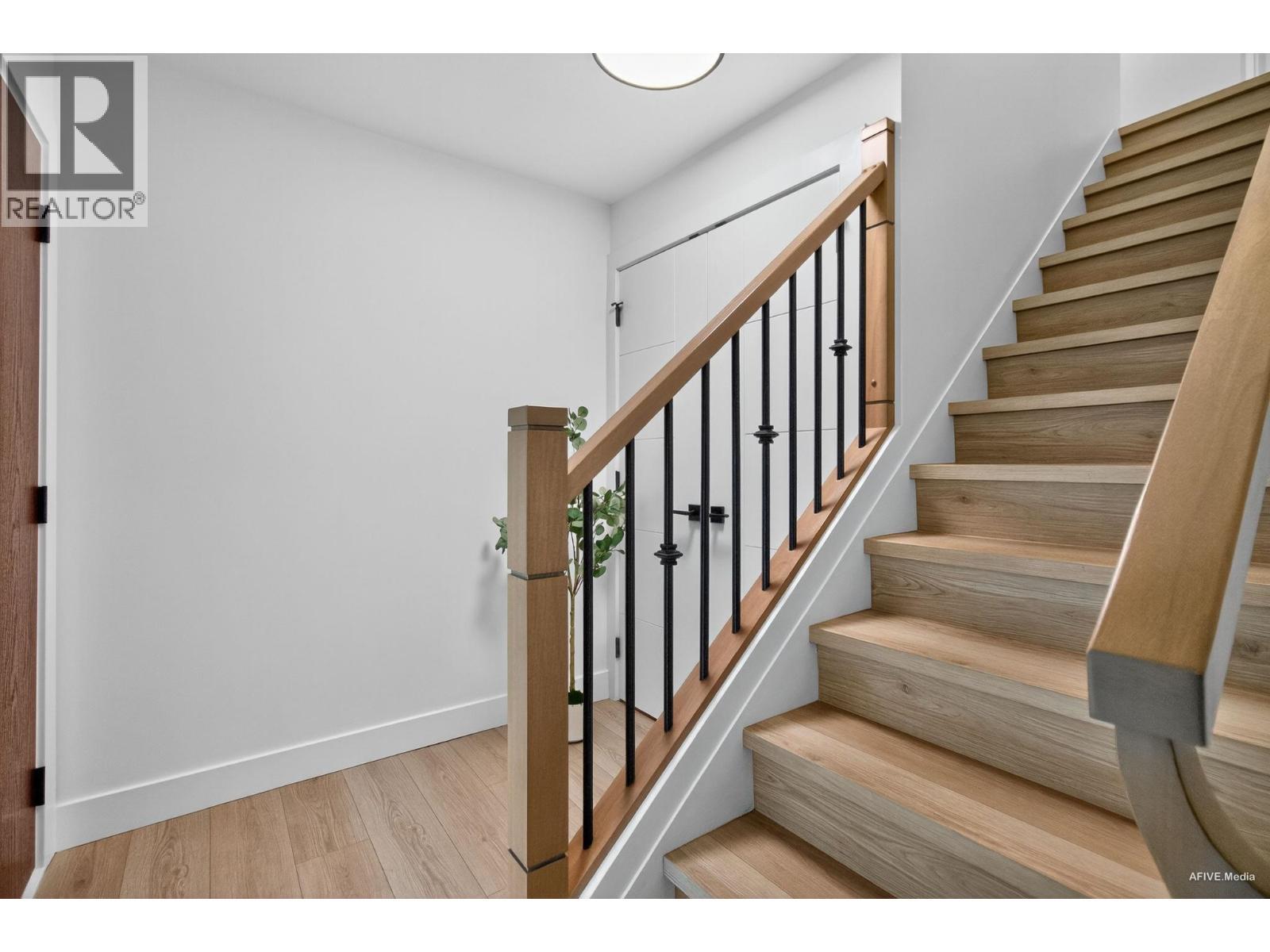 9831 Glenthorne Drive, Richmond, BC - Indoor Photo Showing Other Room