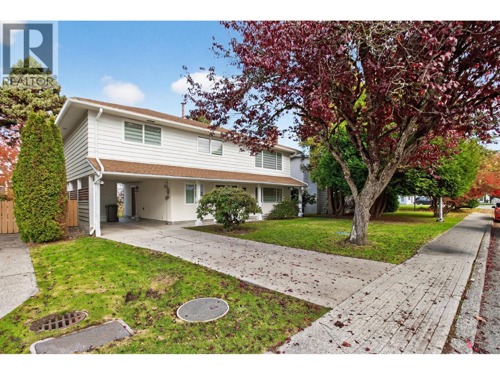 9831 Glenthorne Drive, Richmond, BC - Outdoor With Facade