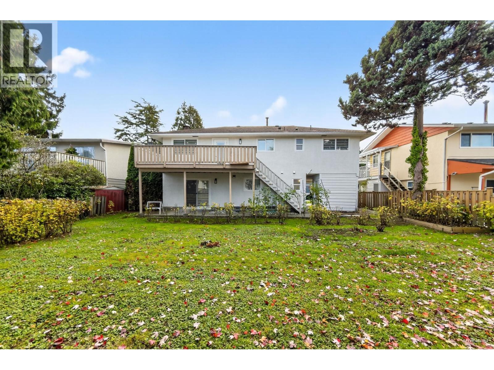 9831 Glenthorne Drive, Richmond, BC - Outdoor