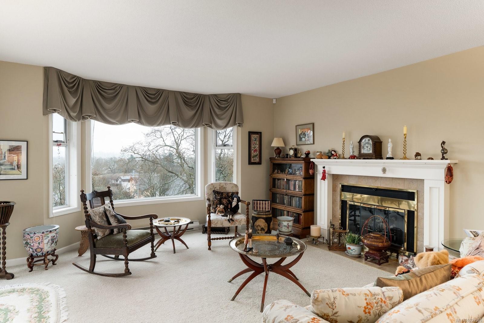 5-1356 Slater St, Saanich, BC