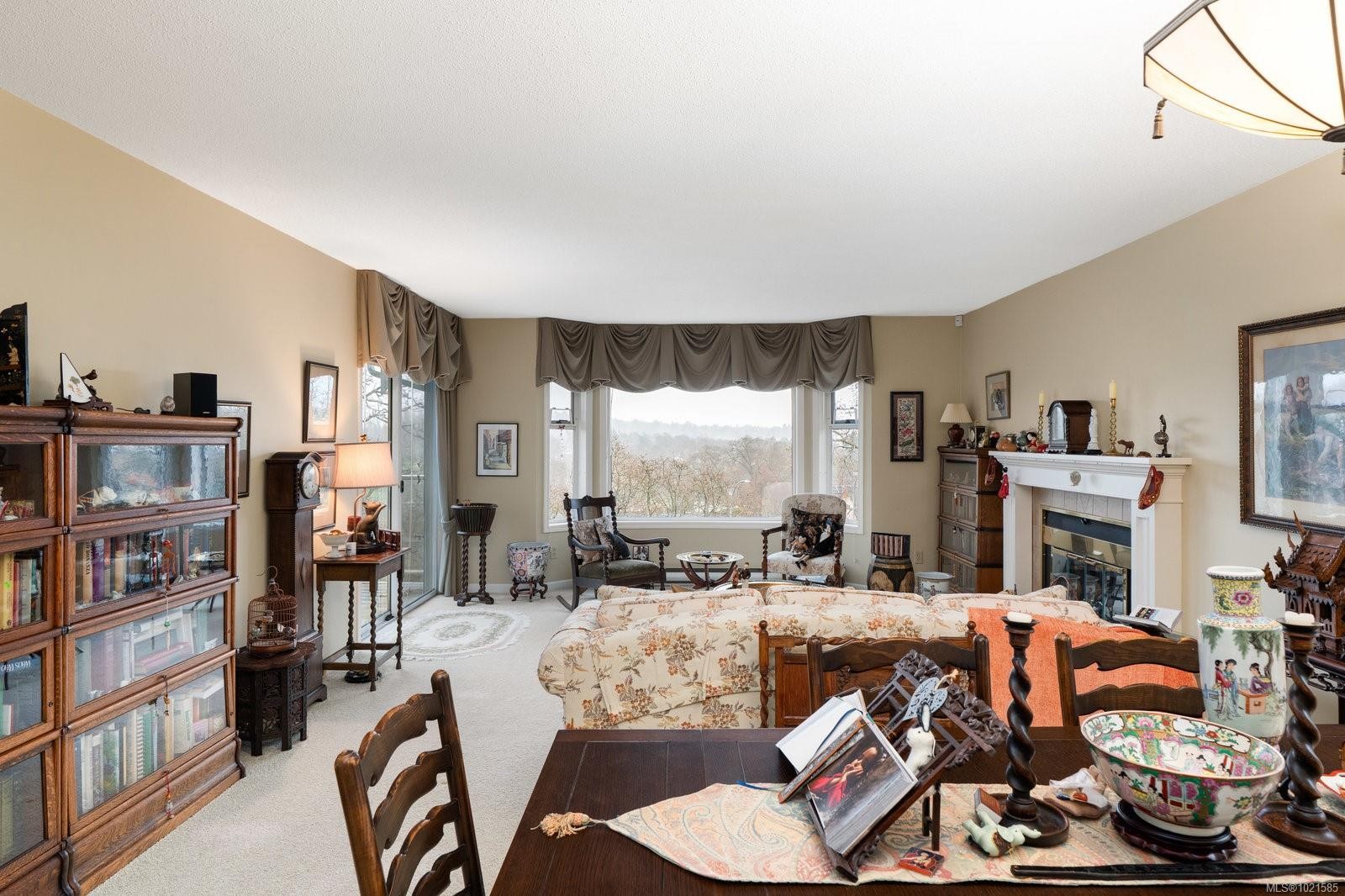 5-1356 Slater St, Saanich, BC