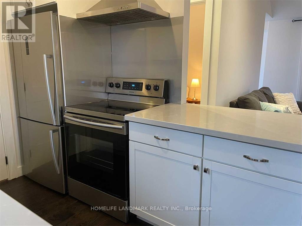 851 Lake Drive E, Georgina, ON - Indoor Photo Showing Kitchen