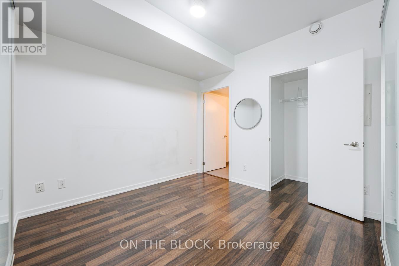 302 - 38 Joe Shuster Way, Toronto, ON - Indoor Photo Showing Other Room