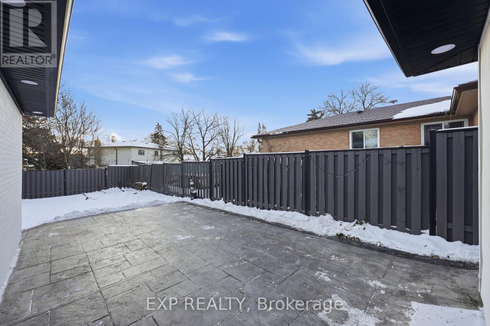 80 Mountainview Road S, Halton Hills, ON - Outdoor