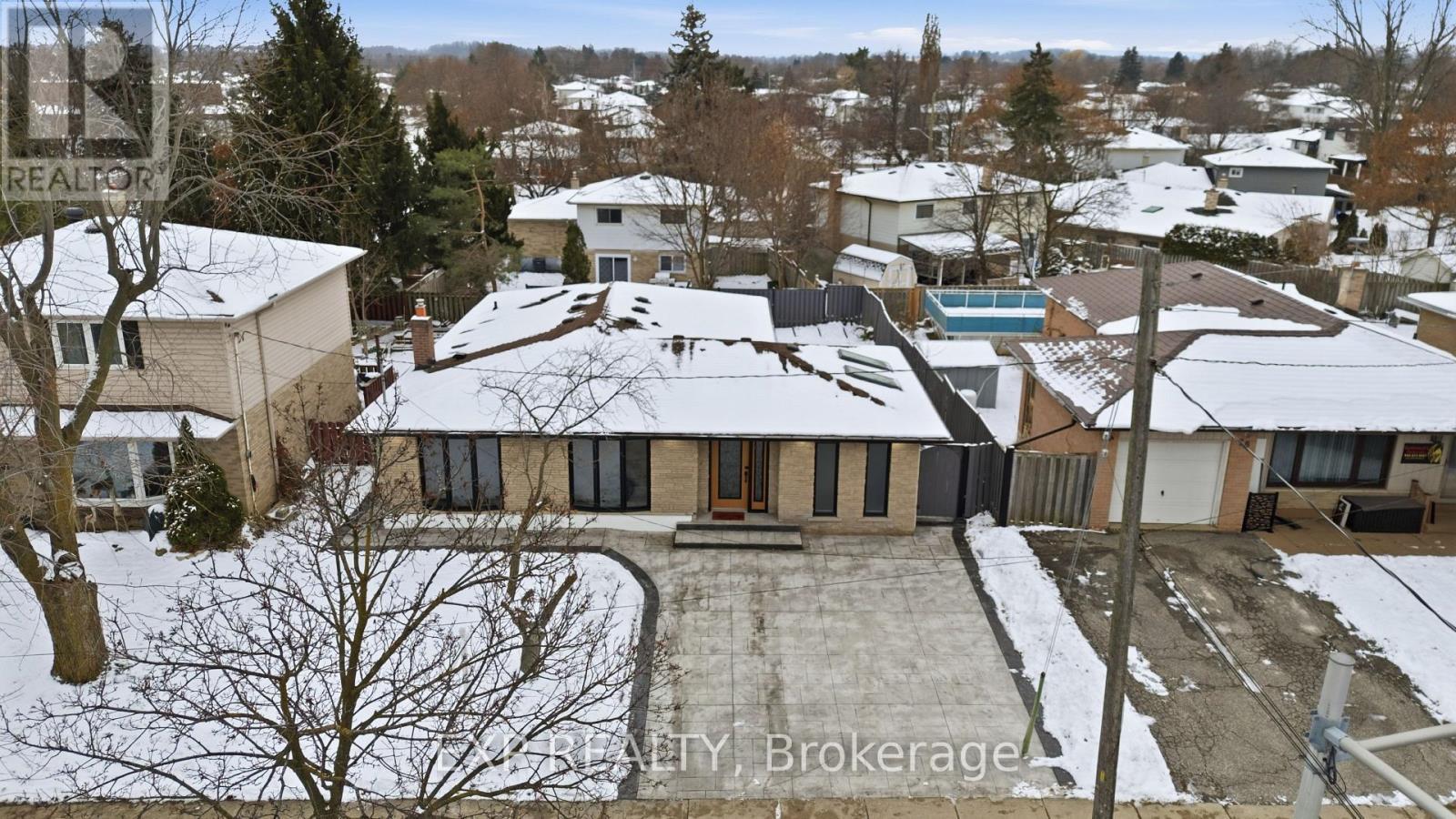 80 Mountainview Road S, Halton Hills, ON - Outdoor