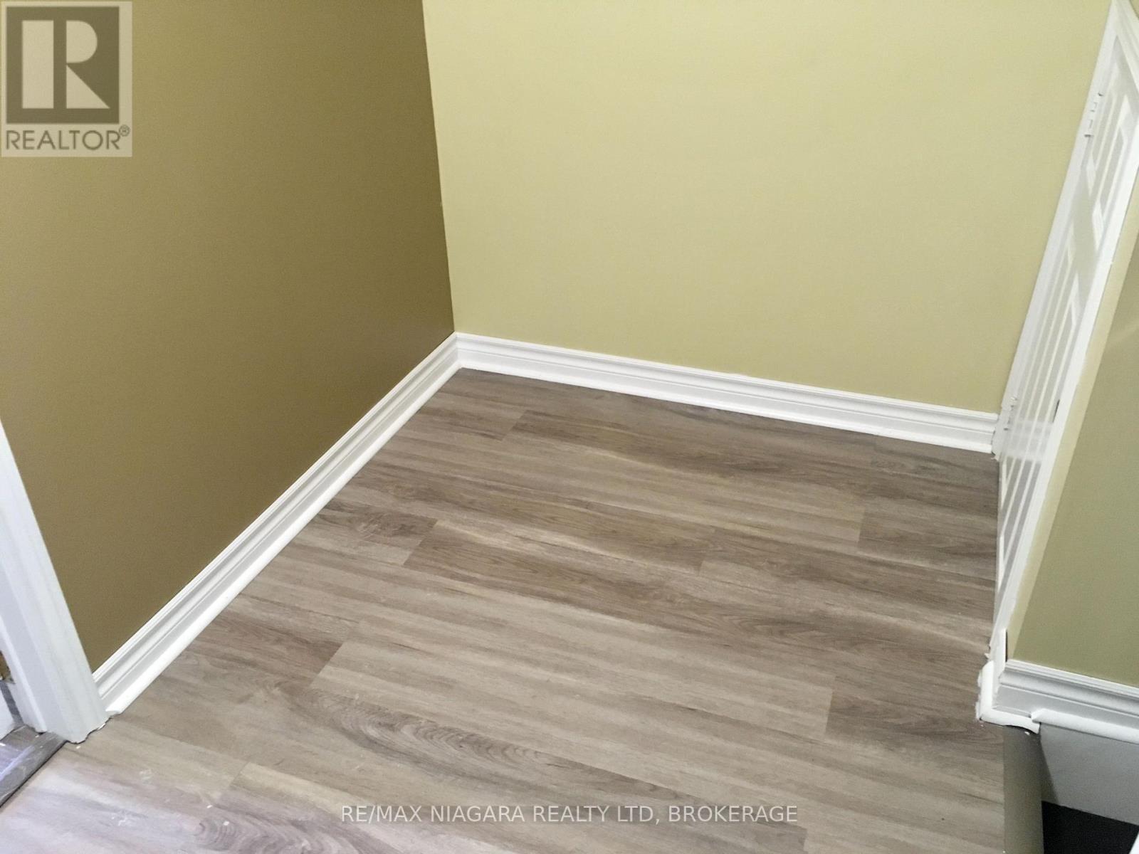 Every corner is finished well - 4576 Kalar Road, Niagara Falls (Ascot), ON - Indoor Photo Showing Other Room