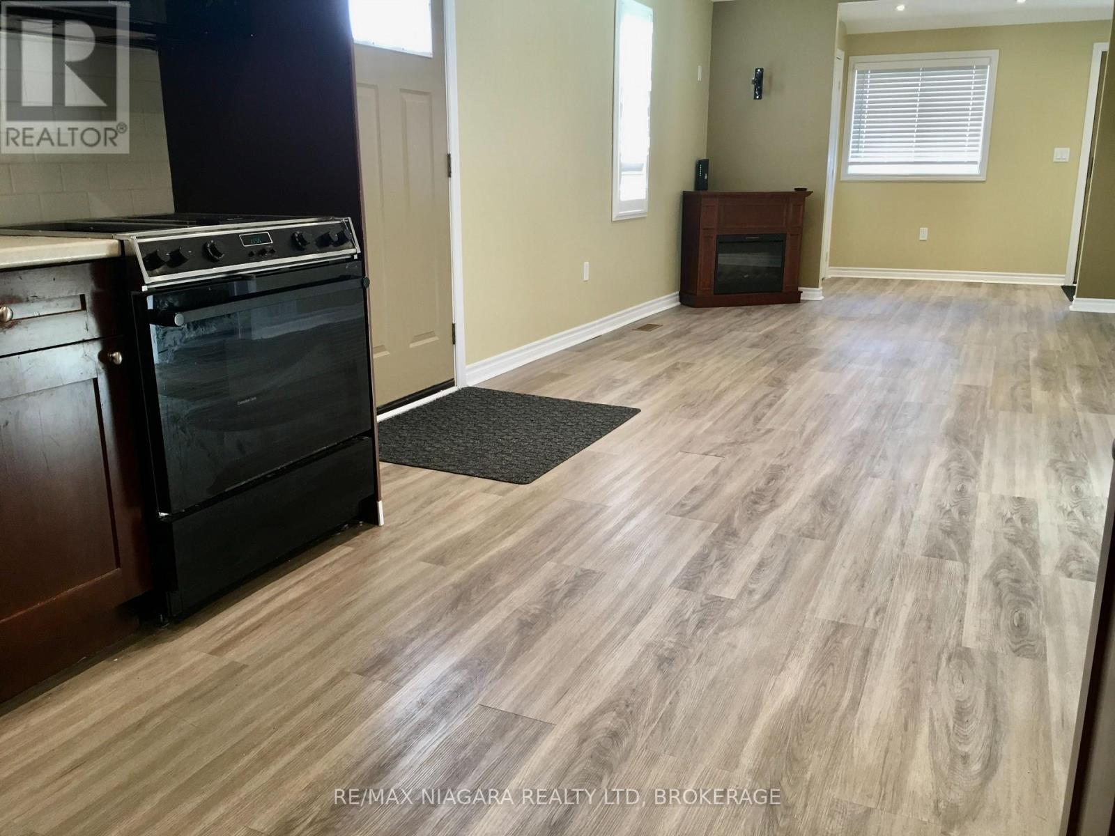 4576 Kalar Road, Niagara Falls (Ascot), ON - Indoor