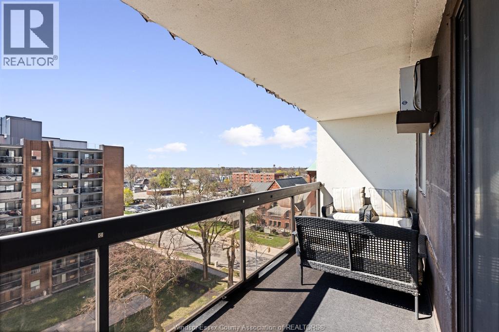 150 Park Street West Unit# 812, Windsor, ON - Outdoor With Balcony With Exterior