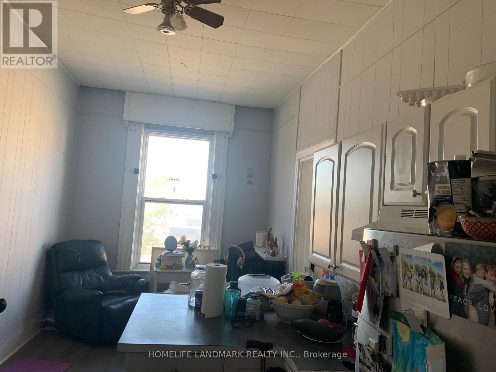 4 - 2 Bascom Street S, Uxbridge, ON