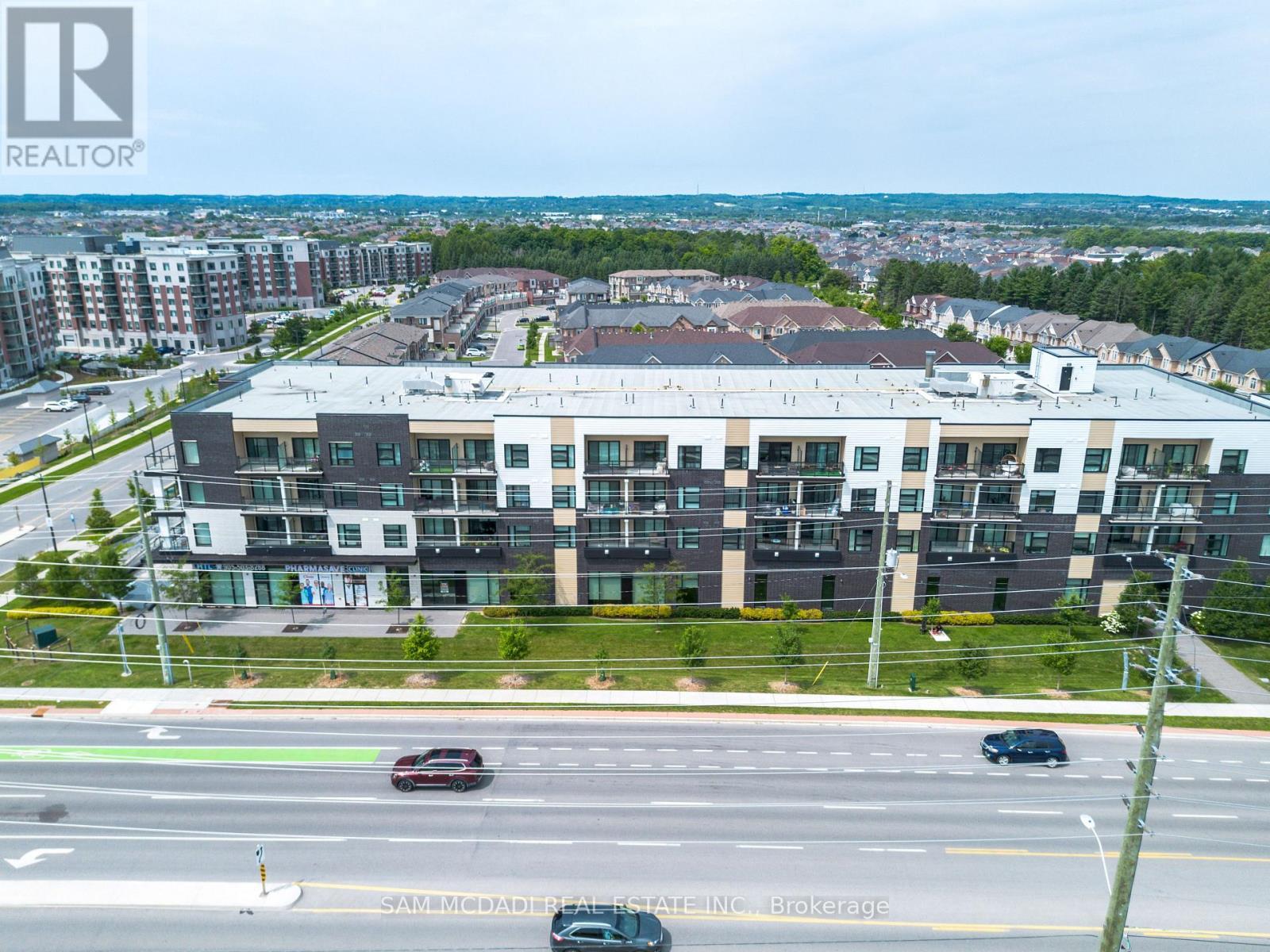 114 - 555 William Graham Drive, Aurora, ON - Outdoor With View