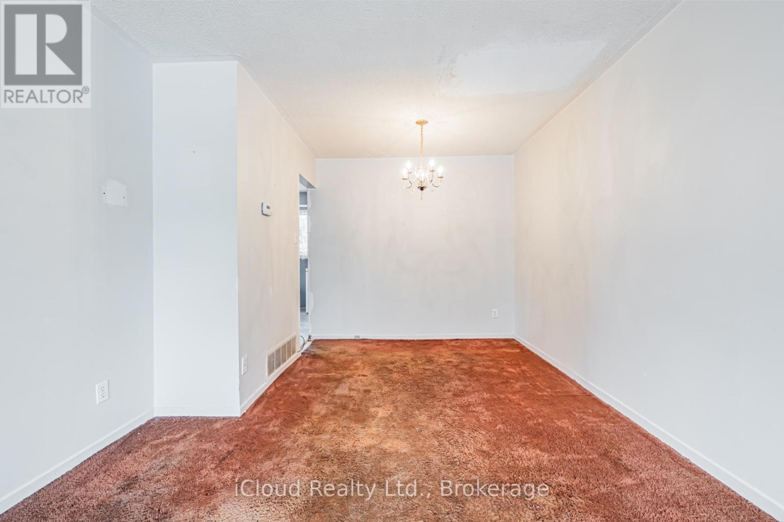 331 Archdekin Drive, Brampton, ON - Indoor Photo Showing Other Room