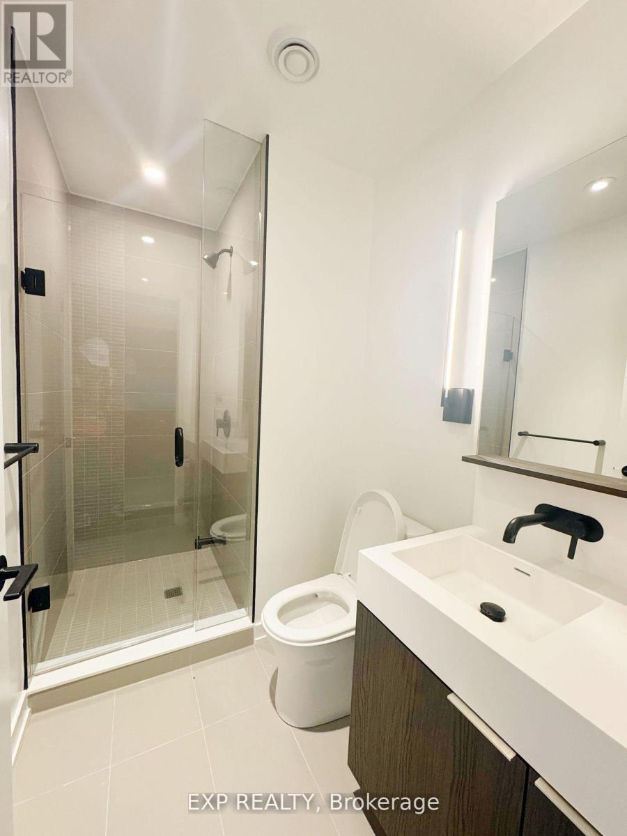 2001 - 117 Broadway Avenue, Toronto, ON - Indoor Photo Showing Bathroom