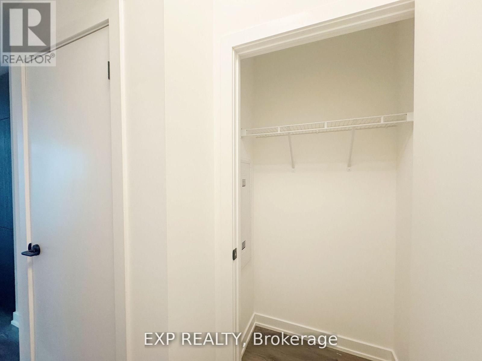 2001 - 117 Broadway Avenue, Toronto, ON - Indoor