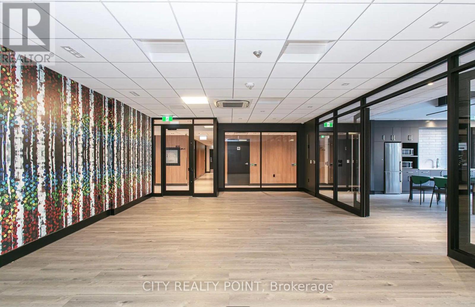 1515 - 33 Isabella Street, Toronto, ON - Indoor Photo Showing Other Room