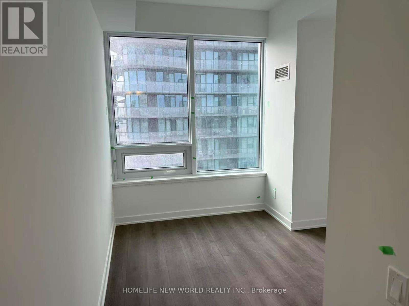 5312 - 8 Wellesley Street W, Toronto, ON - Indoor Photo Showing Other Room