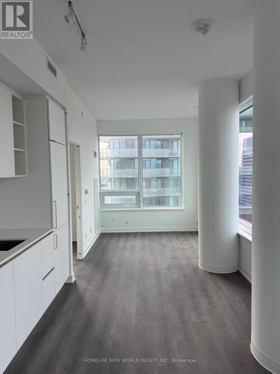 5312 - 8 Wellesley Street W, Toronto, ON - Indoor