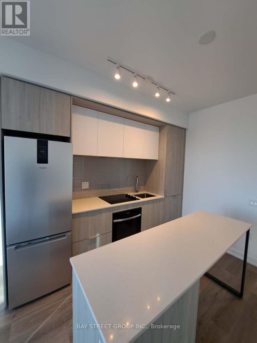 2802 - 395 Square One Drive, Mississauga, ON - Indoor Photo Showing Kitchen