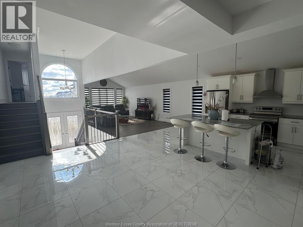 70 Noble, Amherstburg, ON - Indoor