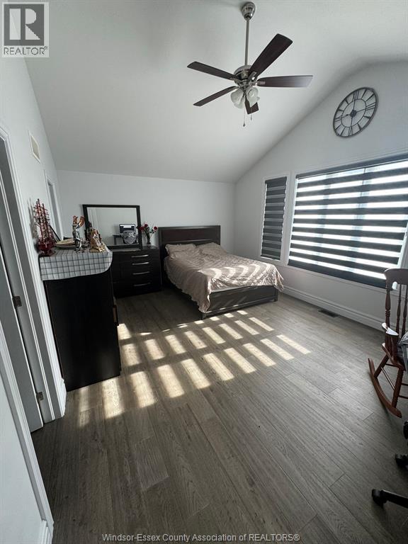 70 Noble, Amherstburg, ON - Indoor Photo Showing Bedroom