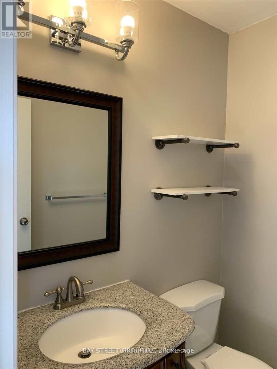 13 - 1550 Grosvenor Street, Oakville, ON