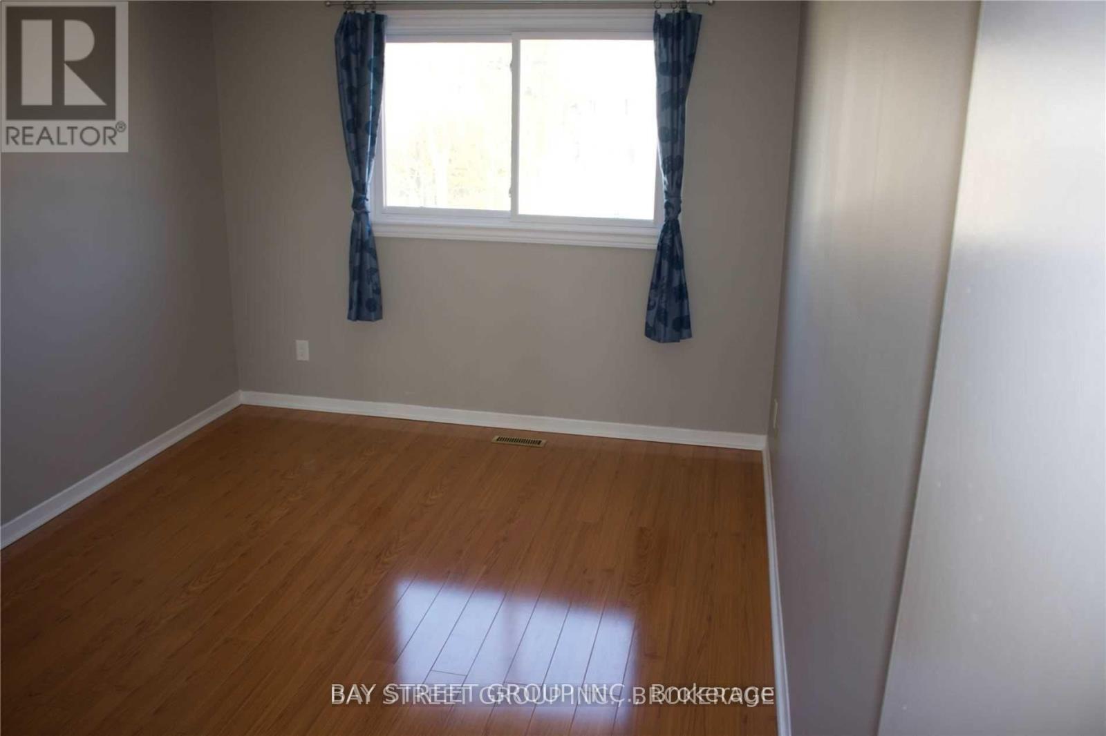 13 - 1550 Grosvenor Street, Oakville, ON