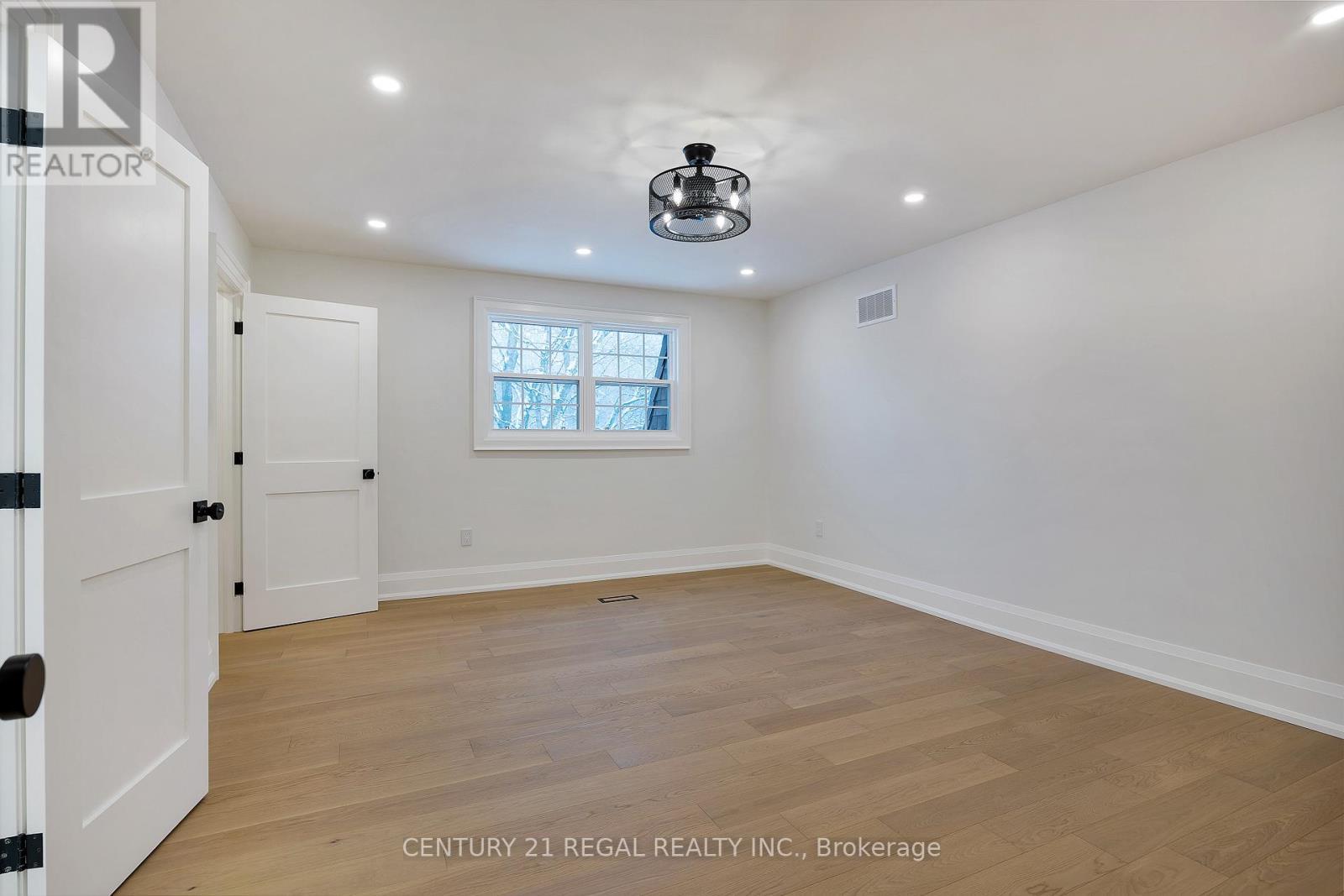 5535 Cedar Springs Road, Burlington, ON - Indoor Photo Showing Other Room