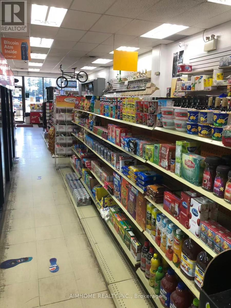 102 - 4396 King Street, Kitchener, ON