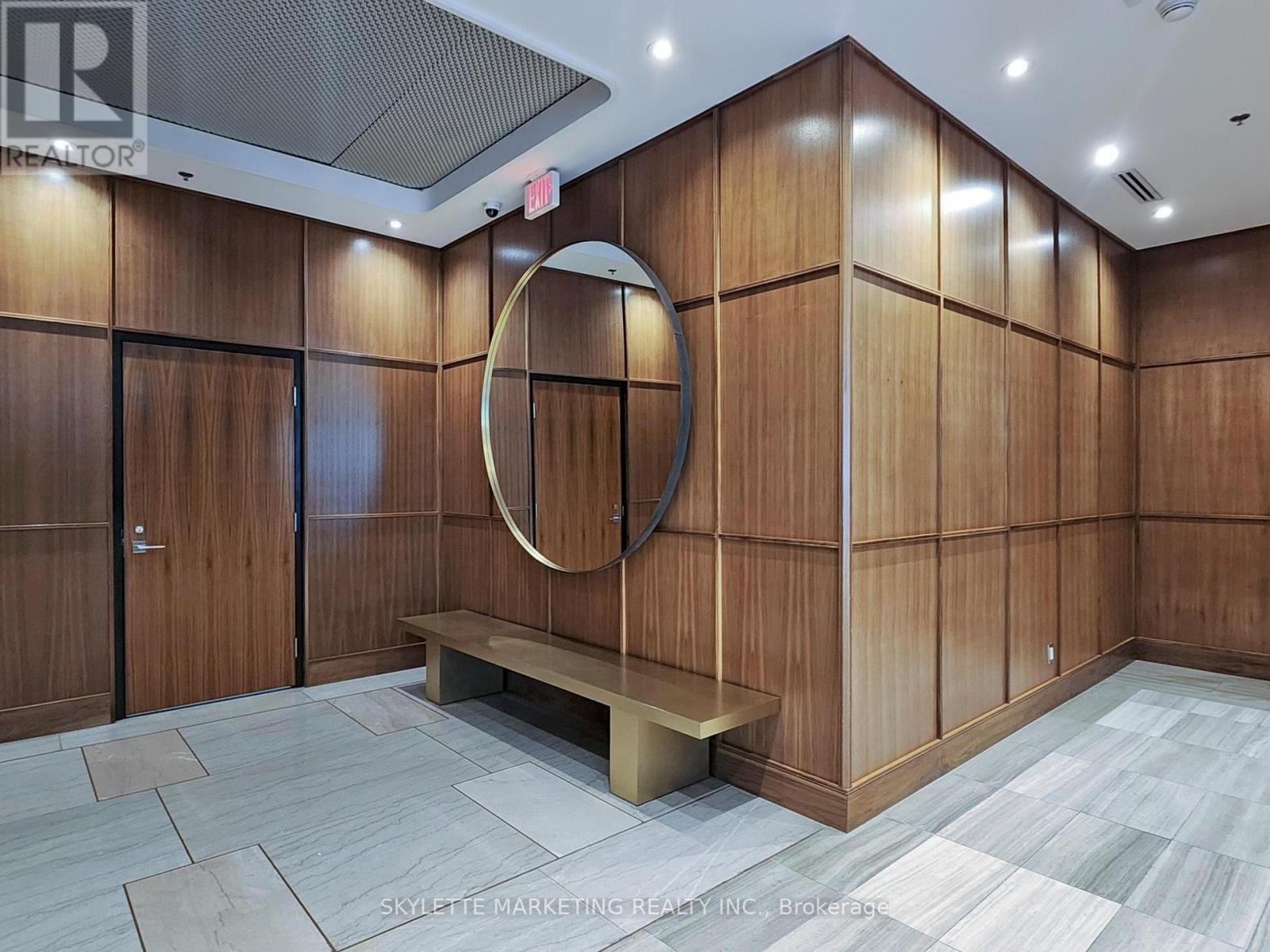 1128 - 111 St Clair Avenue W, Toronto, ON - Indoor Photo Showing Other Room