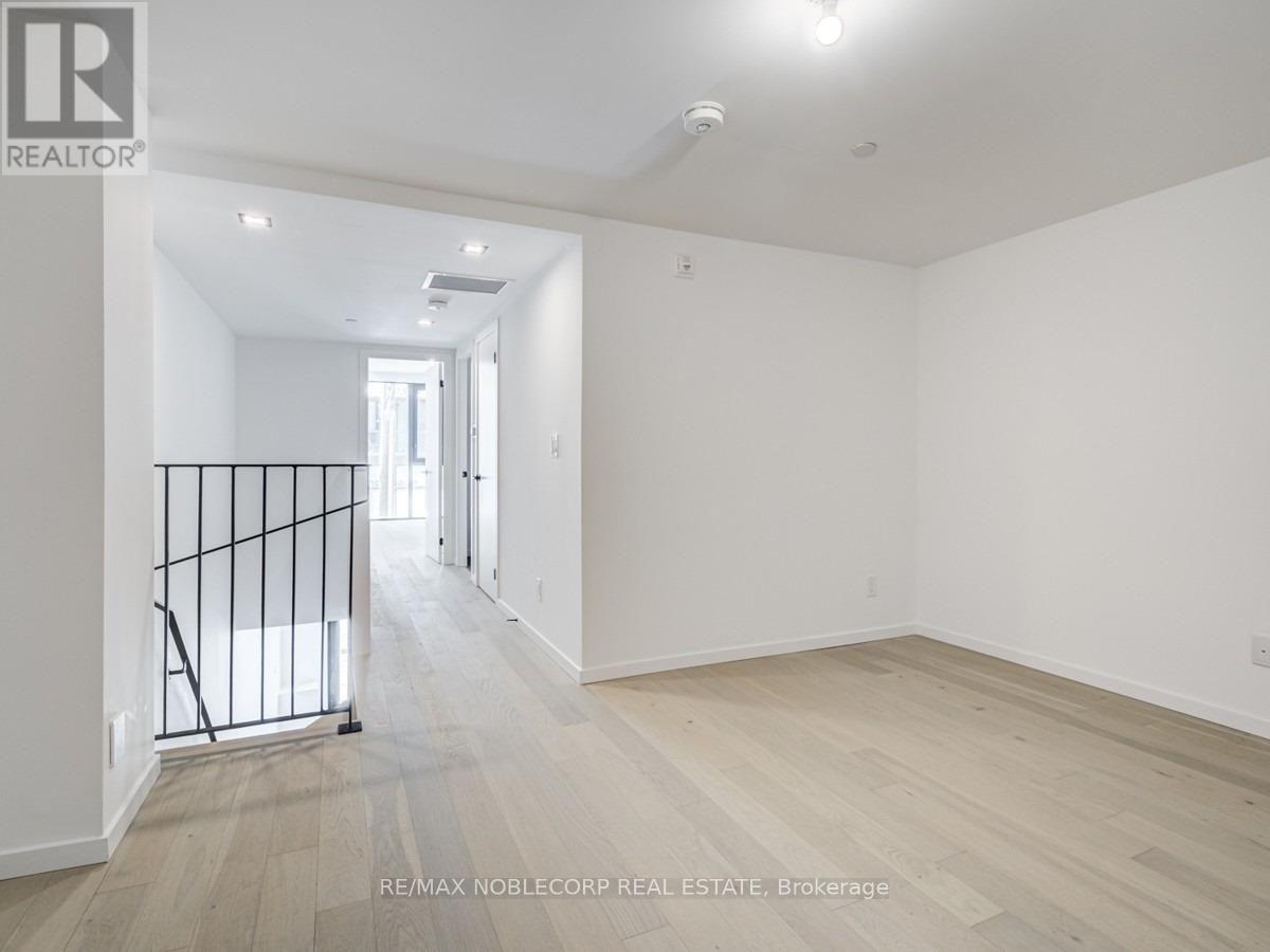 102 - 45 Dovercourt Road, Toronto, ON - Indoor Photo Showing Other Room