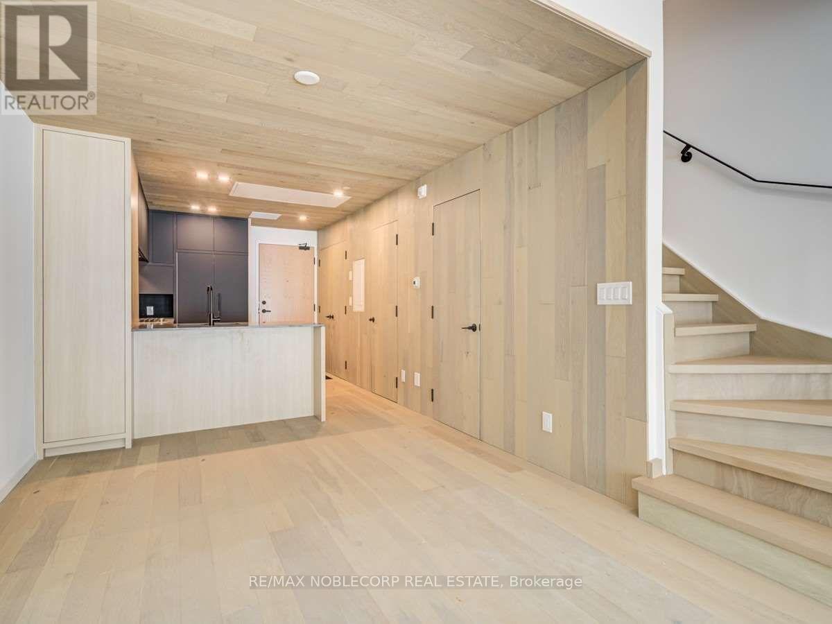 102 - 45 Dovercourt Road, Toronto, ON - Indoor Photo Showing Other Room