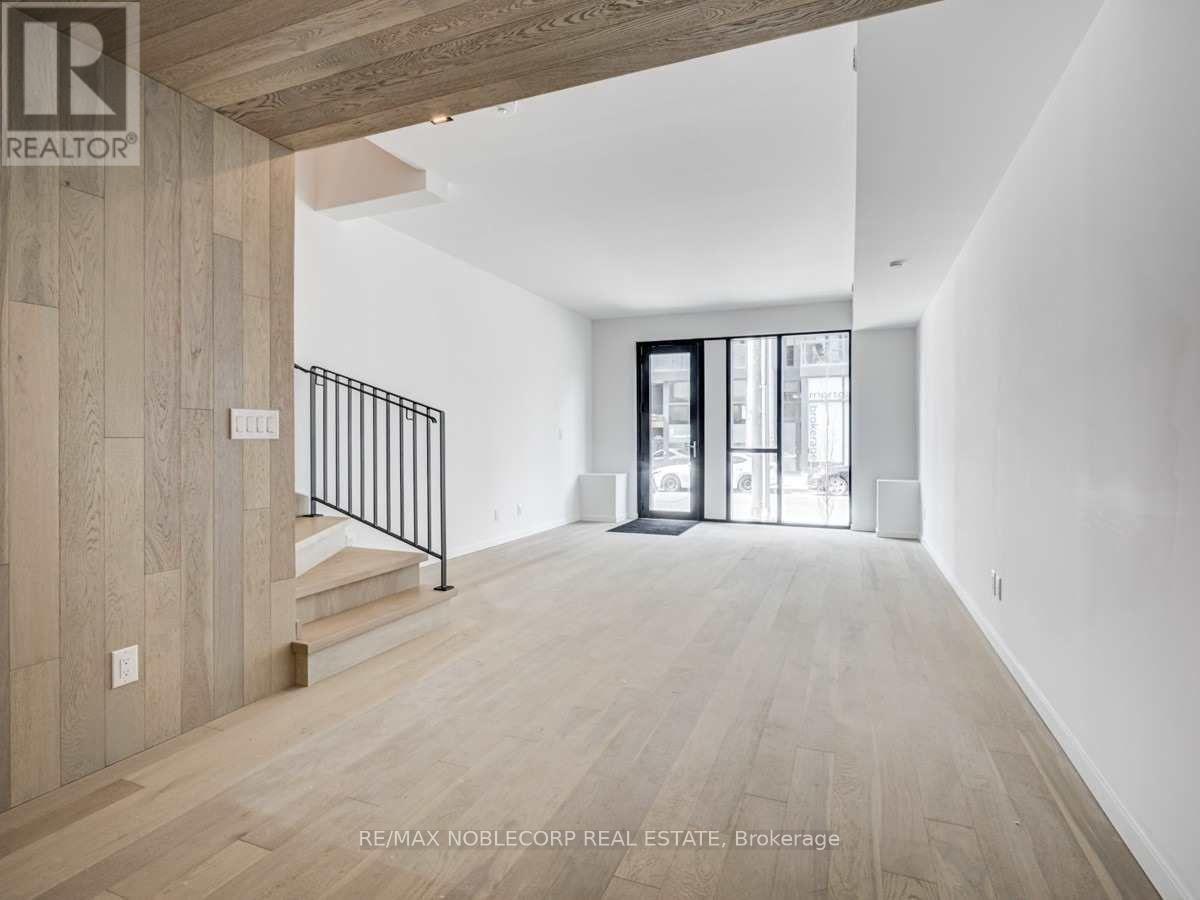 102 - 45 Dovercourt Road, Toronto, ON - Indoor Photo Showing Other Room