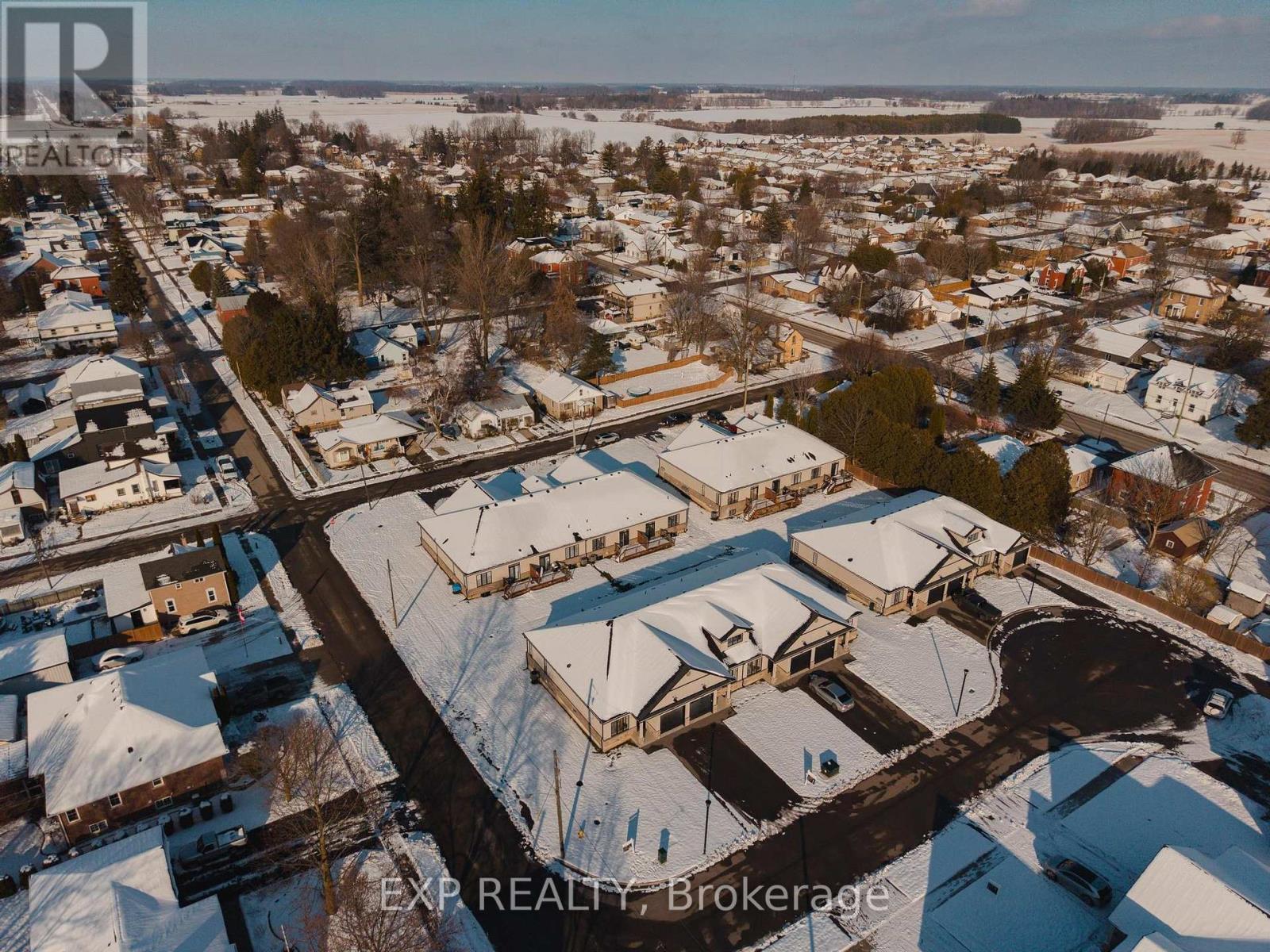 7 South Court Street W, Norwich, ON - Outdoor With View