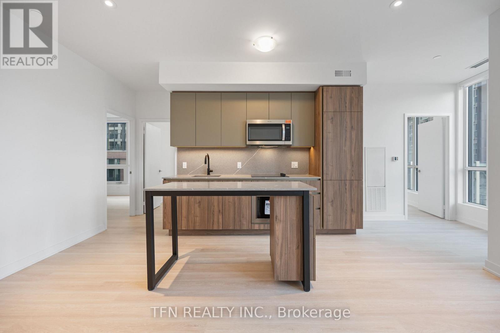 532 - 15 Richardson Street, Toronto, ON - Indoor Photo Showing Kitchen