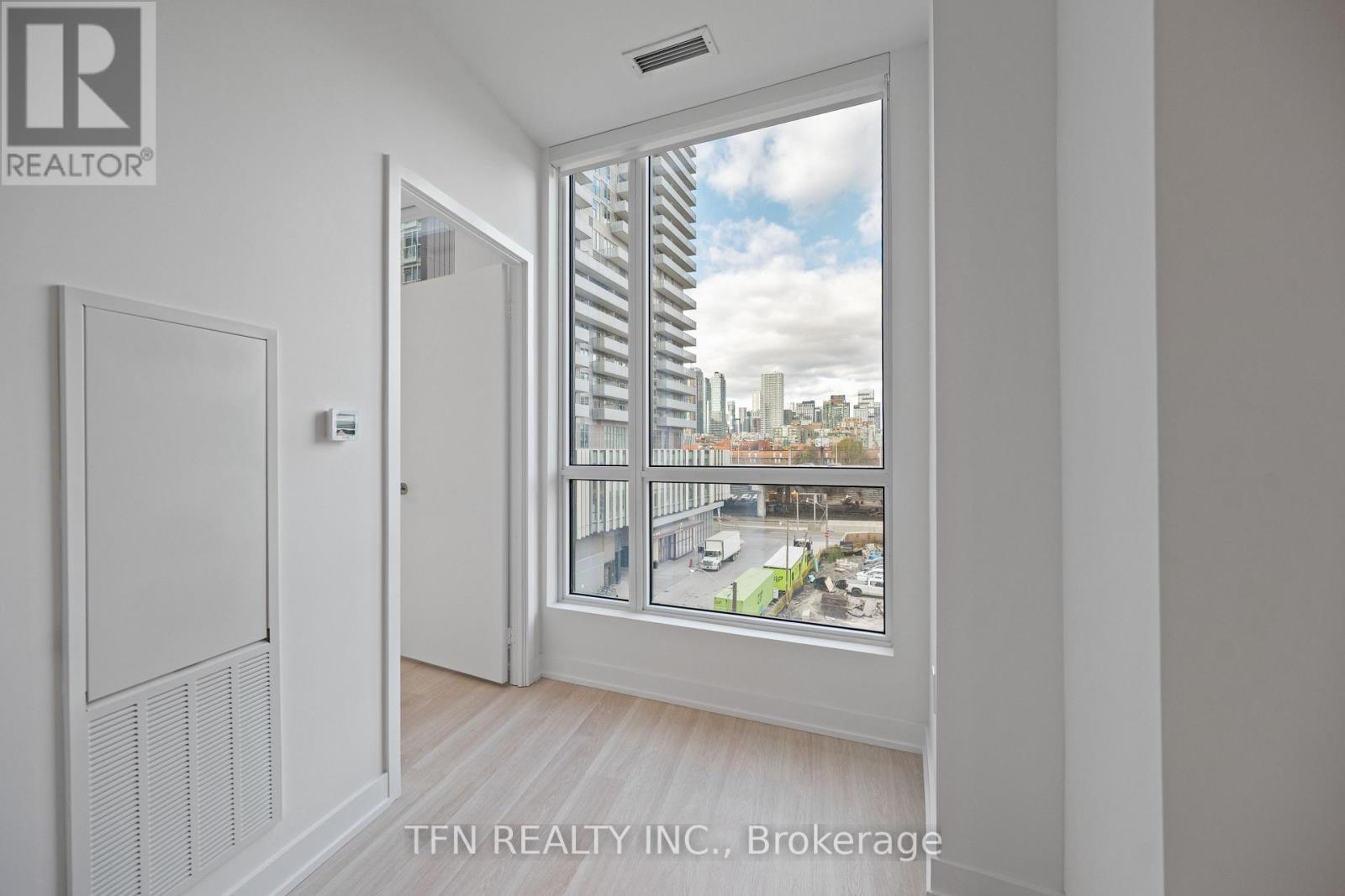 532 - 15 Richardson Street, Toronto, ON - Indoor Photo Showing Other Room