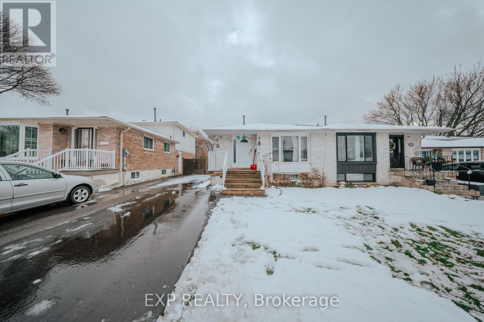 1187 Skylark Avenue, Oshawa, ON - Outdoor