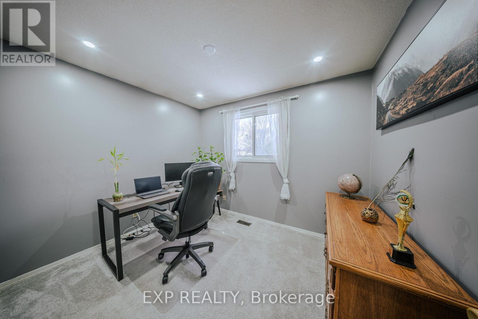 1187 Skylark Avenue, Oshawa, ON - Indoor