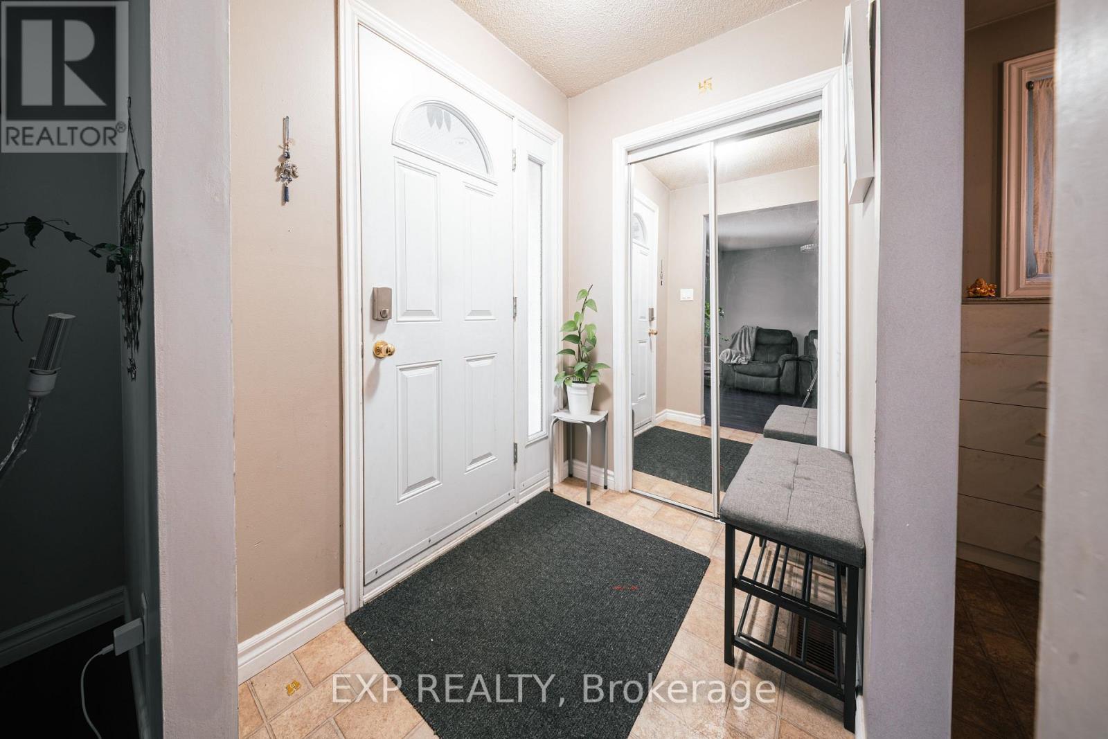 1187 Skylark Avenue, Oshawa, ON - Indoor Photo Showing Other Room
