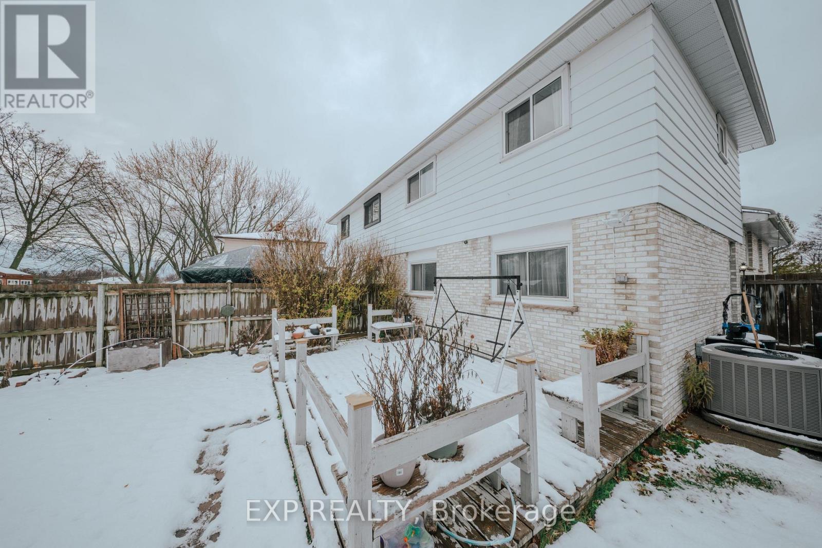 1187 Skylark Avenue, Oshawa, ON - Outdoor