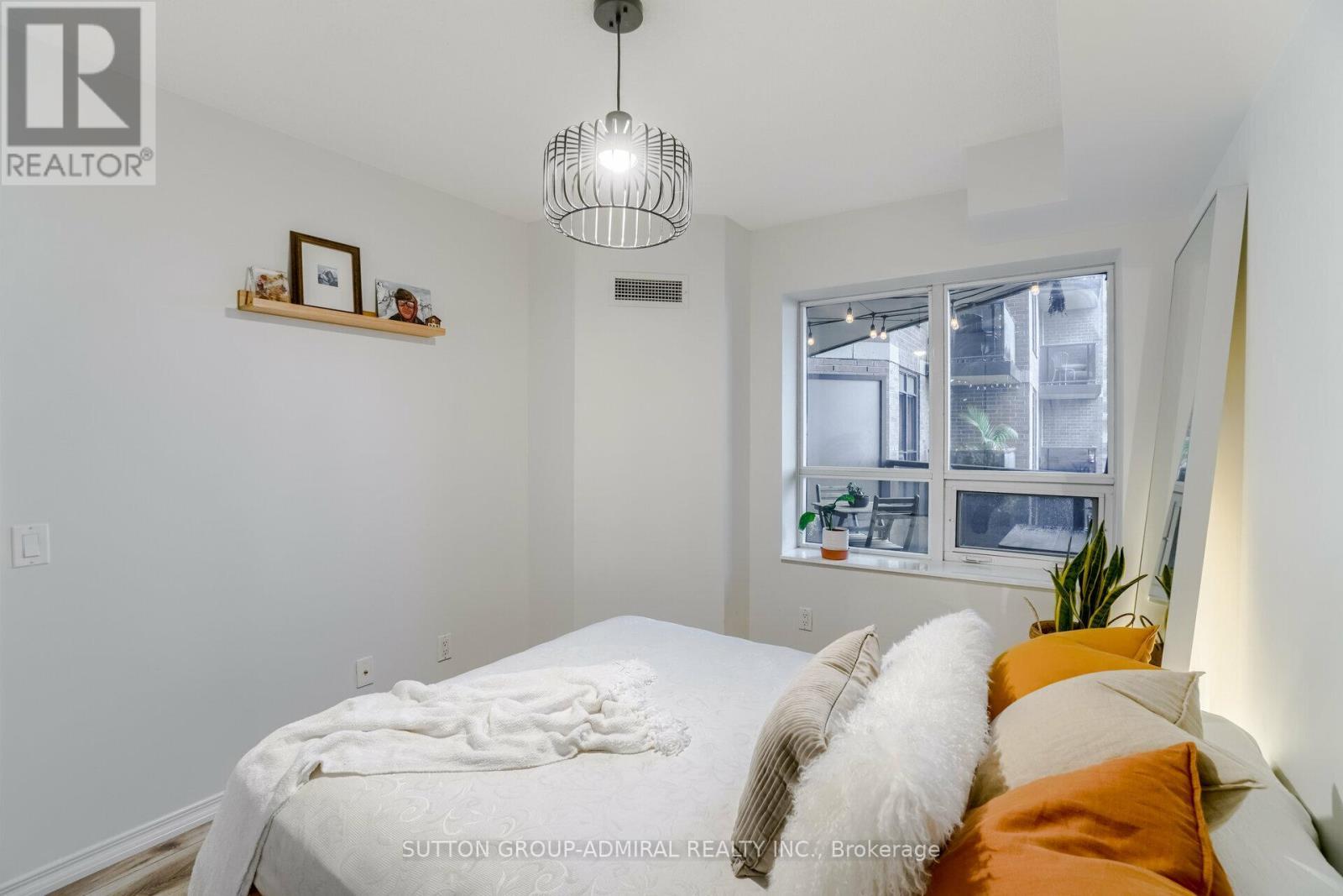 1138 - 60 Heintzman Street, Toronto, ON - Indoor Photo Showing Bedroom