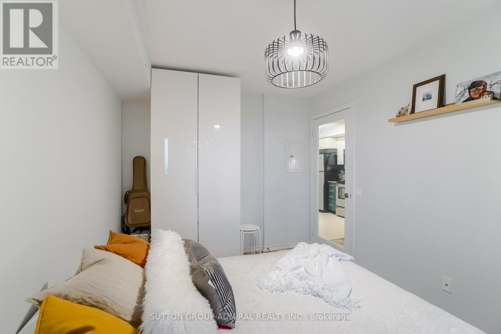 1138 - 60 Heintzman Street, Toronto, ON - Indoor Photo Showing Bedroom