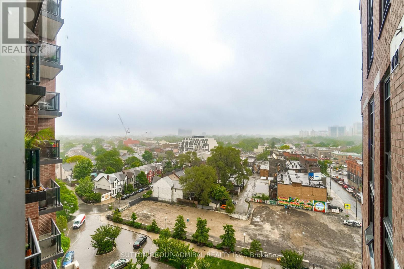 1138 - 60 Heintzman Street, Toronto, ON - Outdoor With View