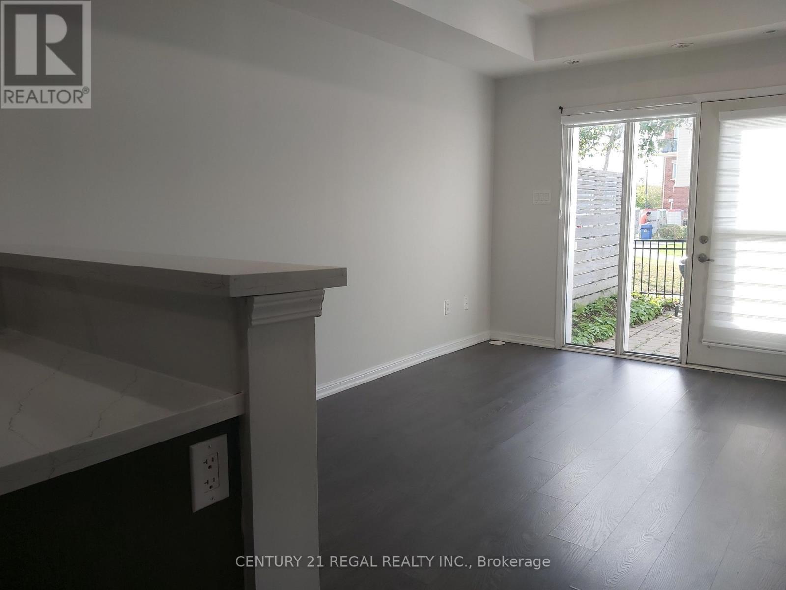 178 - 250 Sunny Meadow Boulevard, Brampton, ON - Indoor Photo Showing Other Room