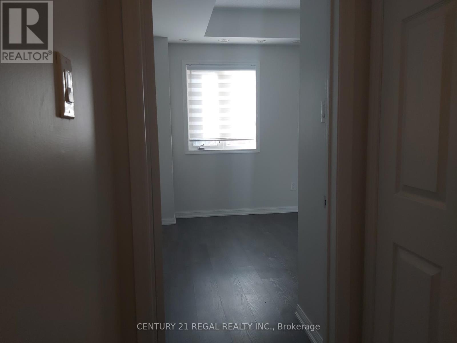 178 - 250 Sunny Meadow Boulevard, Brampton, ON - Indoor Photo Showing Other Room