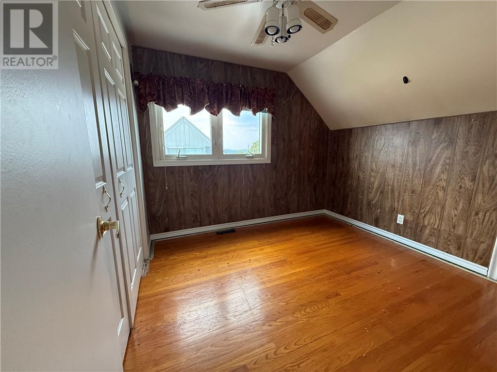 200 Hillside Drive S, Elliot Lake, ON - Indoor Photo Showing Other Room