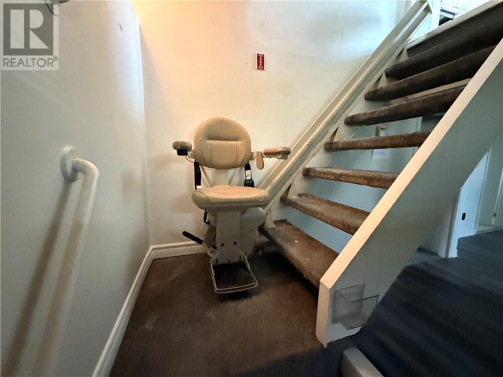 200 Hillside Drive S, Elliot Lake, ON - Indoor Photo Showing Other Room